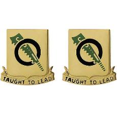 131st Cavalry Regiment Unit Crest (Taught to Lead)